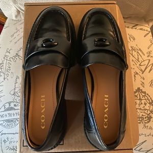 Coach NEW Leah loafers